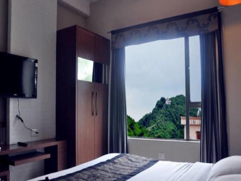 Hotel Sheela Shree Plaza Jhānsi Екстериор снимка